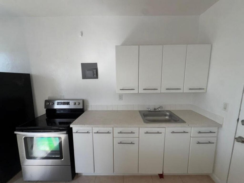 7700 Abbott Avenue, Unit 1, Miami Beach, FL 33141 Photo