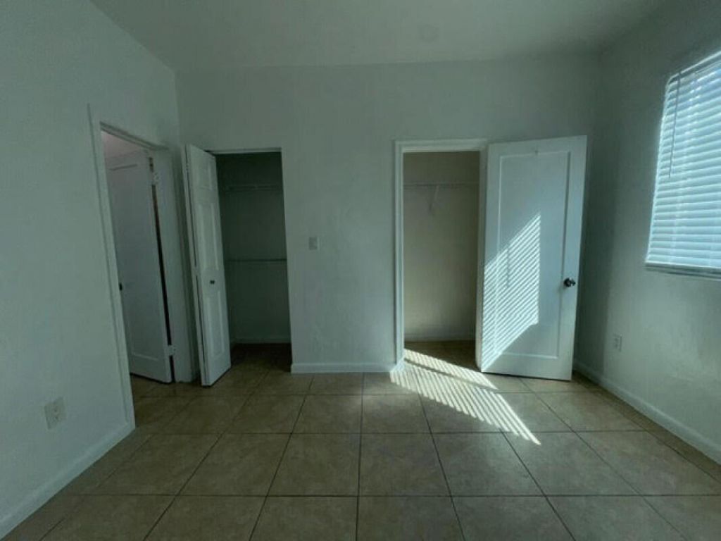 7700 Abbott Avenue, Unit 1, Miami Beach, FL 33141 Photo