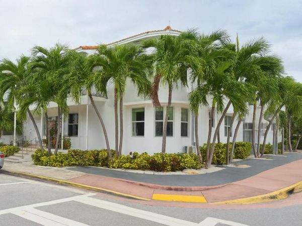 7610 Byron Avenue, Unit 19, Miami Beach, FL 33141