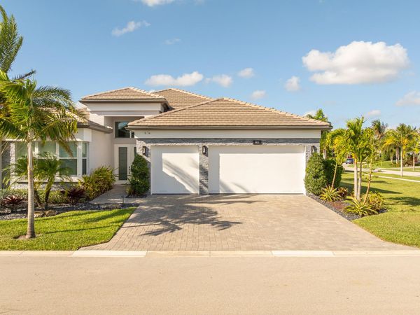 9831 Great Barrier Trail, Boynton Beach, FL 33473