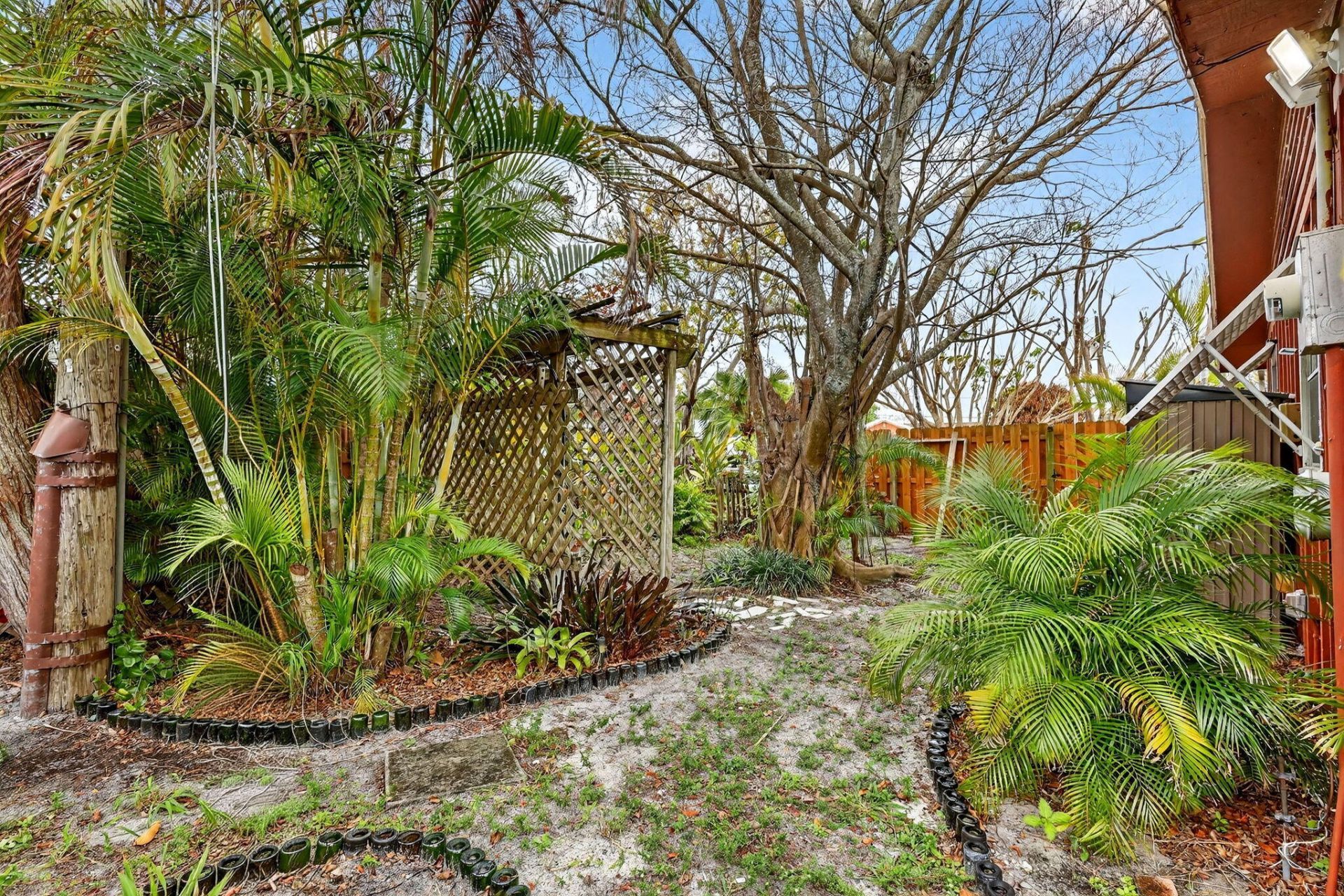 2387 NE 16th Court, Jensen Beach, FL 34957 Photo