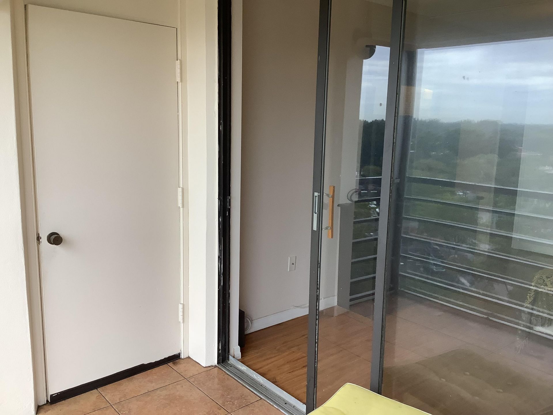 1300 St Charles Place, Pembroke Pines, FL 33026 Photo