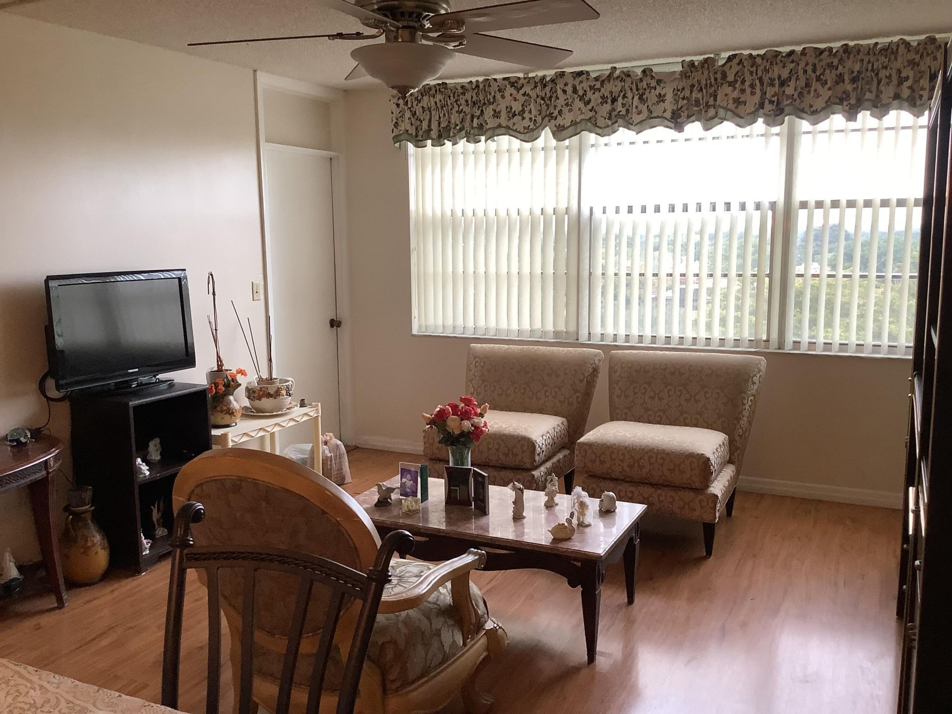 1300 St Charles Place, Pembroke Pines, FL 33026 Photo