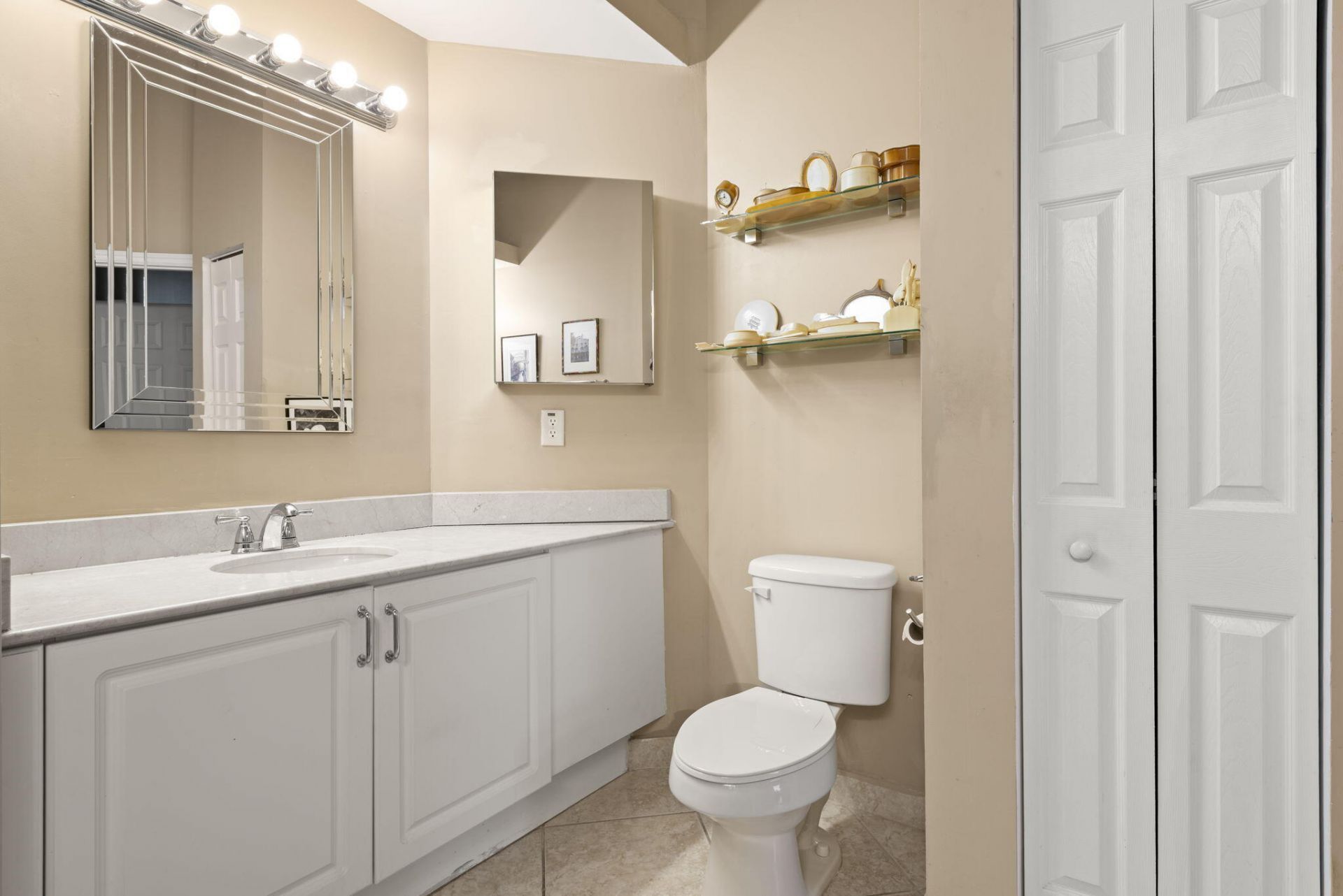 5135 E Madison Lakes Cir E, Davie, FL 33328 Photo