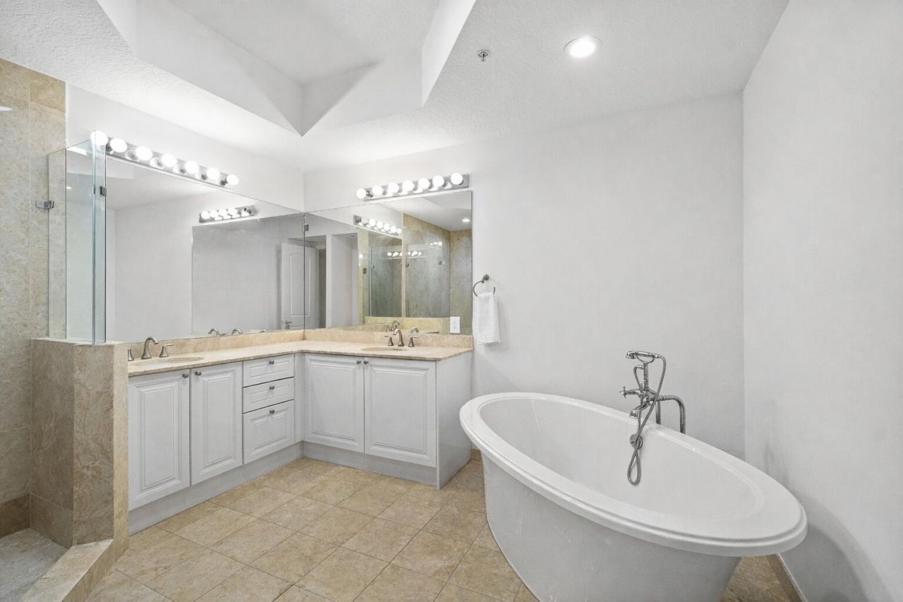 701 S Olive Avenue, Unit 1605, West Palm Beach, FL 33401 Photo