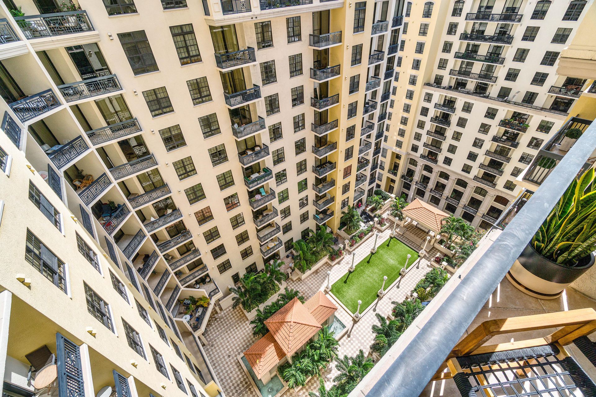 701 S Olive Avenue, Unit 1605, West Palm Beach, FL 33401 Photo