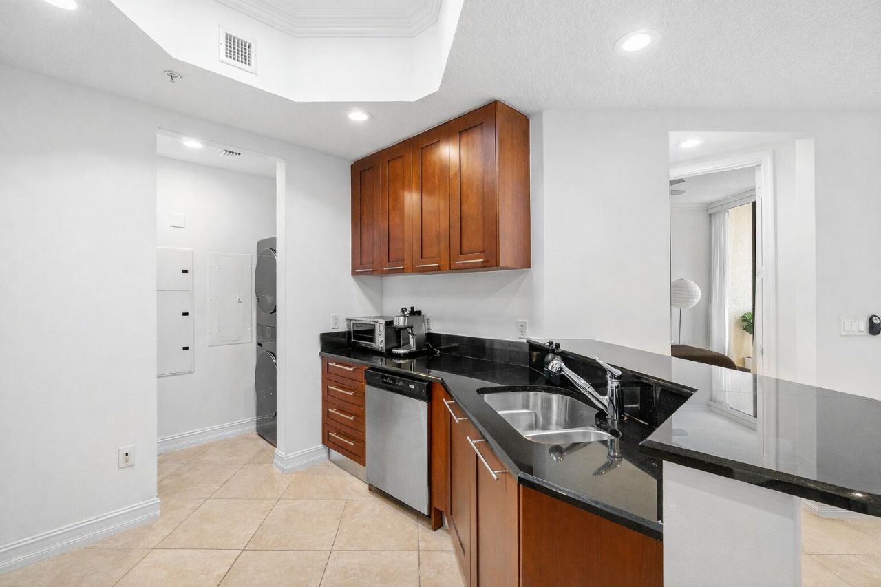 701 S Olive Avenue, Unit 1605, West Palm Beach, FL 33401 Photo