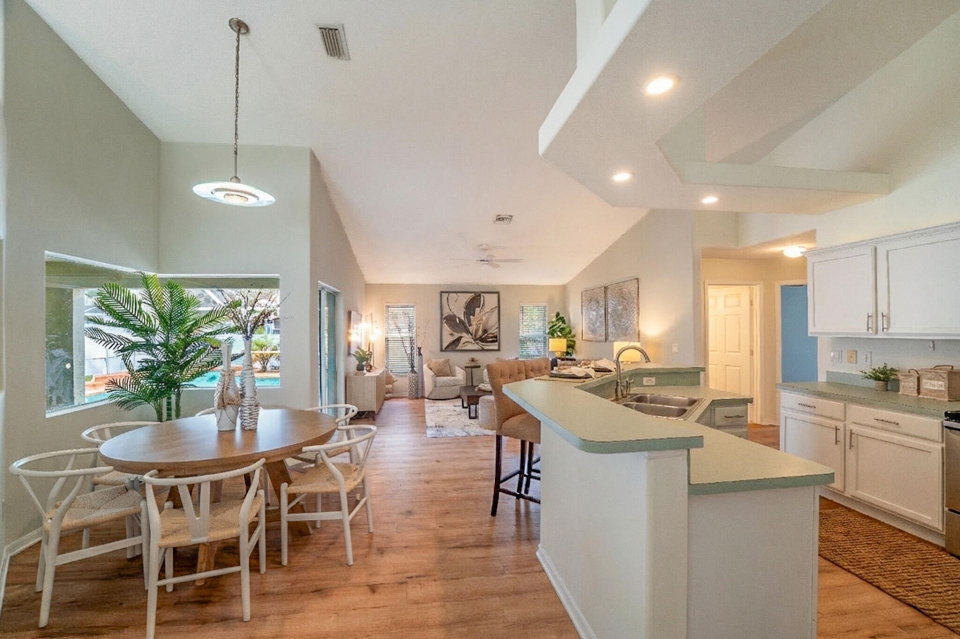 513 SE Cliff Road, Port Saint Lucie, FL 34984 Photo