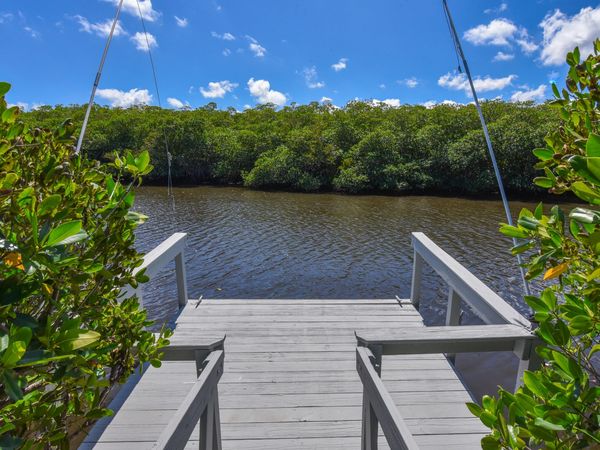 950 S Kanner Highway, Stuart, FL 34994