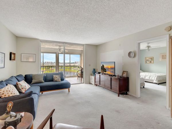 14575 Bonaire Boulevard, Unit 402, Delray Beach, FL 33446