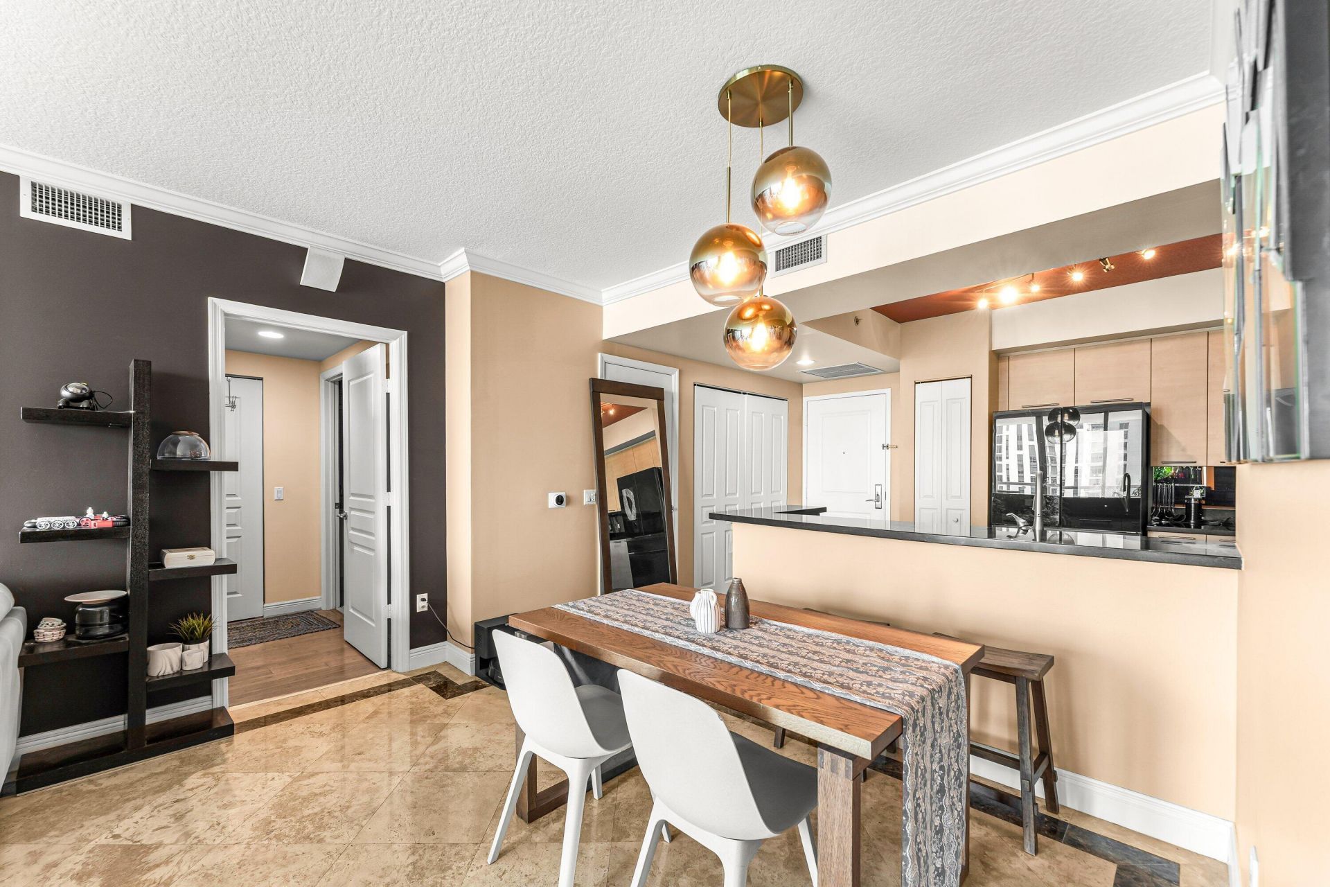 350 SE 2nd Street, Unit 2860, Fort Lauderdale, FL 33301 Photo