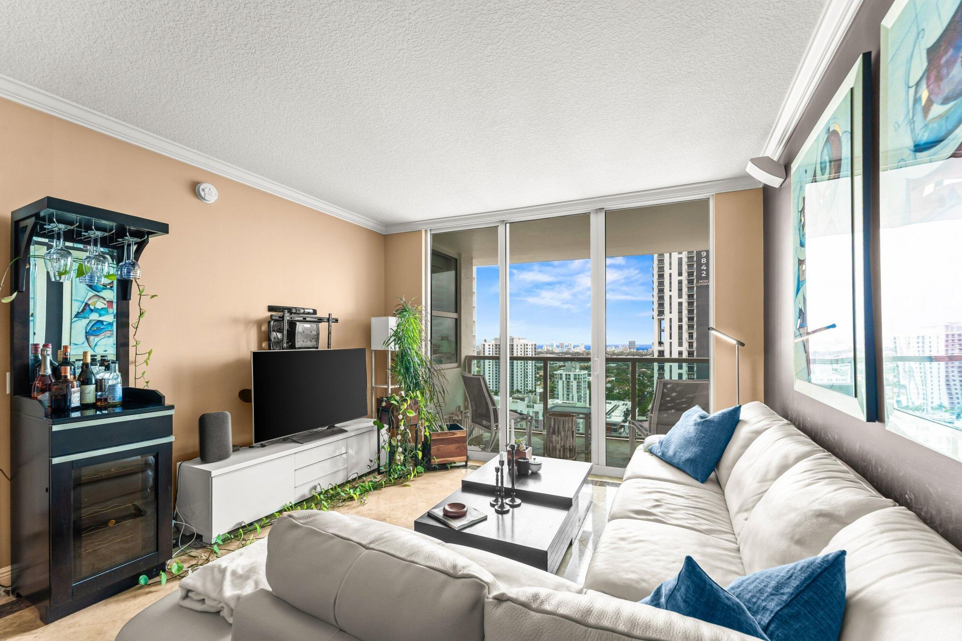 350 SE 2nd Street, Unit 2860, Fort Lauderdale, FL 33301 Photo