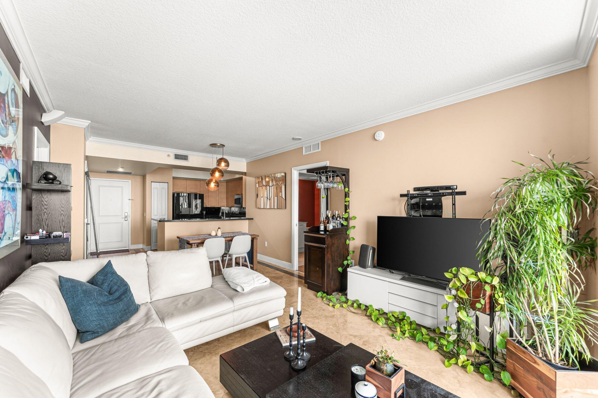 350 SE 2nd Street, Unit 2860, Fort Lauderdale, FL 33301 Photo