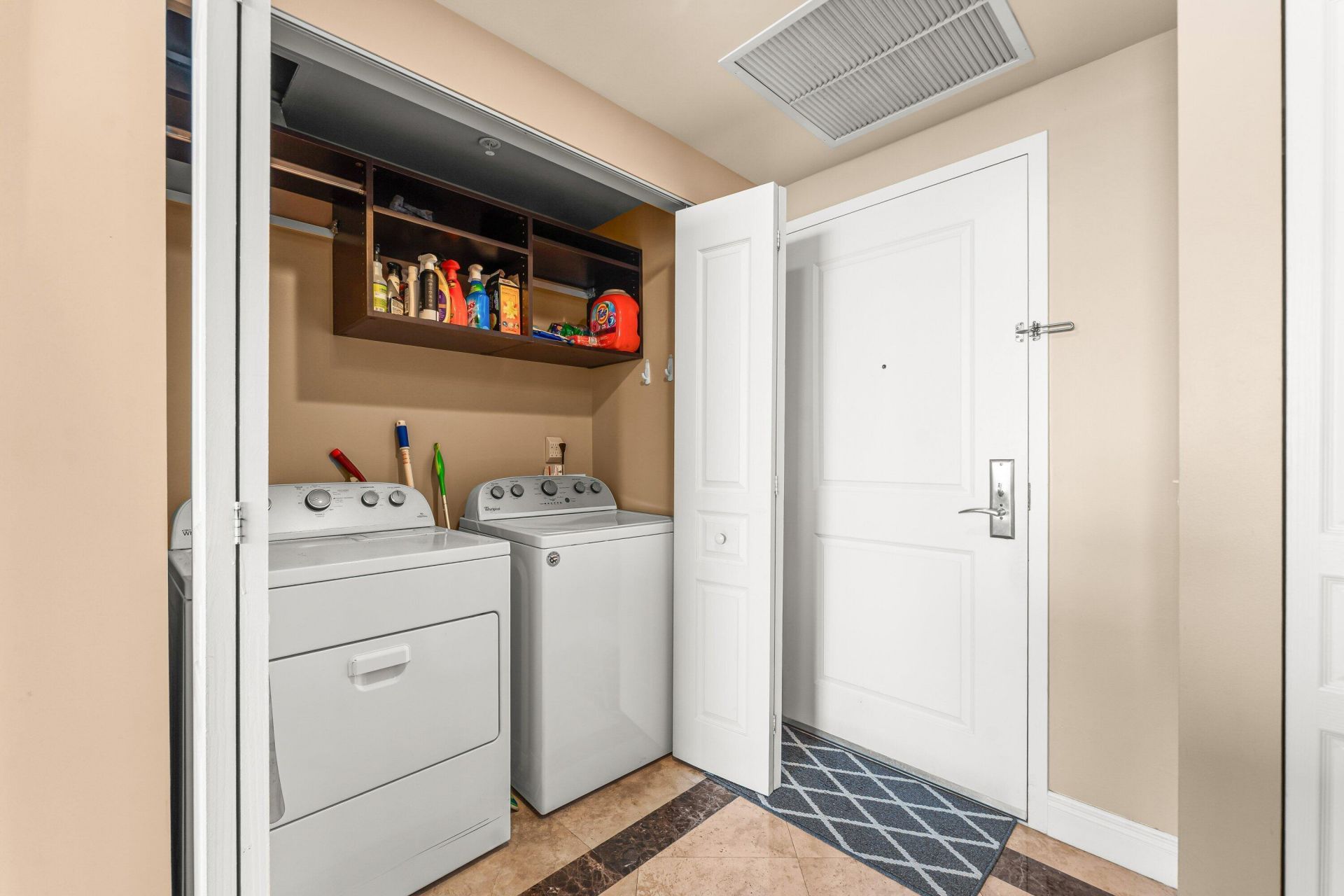 350 SE 2nd Street, Unit 2860, Fort Lauderdale, FL 33301 Photo