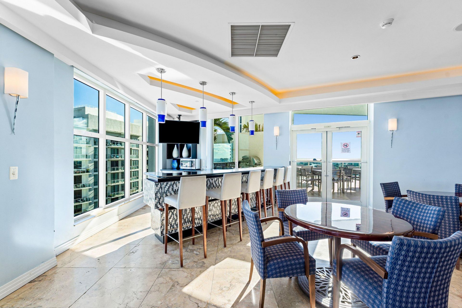 350 SE 2nd Street, Unit 2860, Fort Lauderdale, FL 33301 Photo