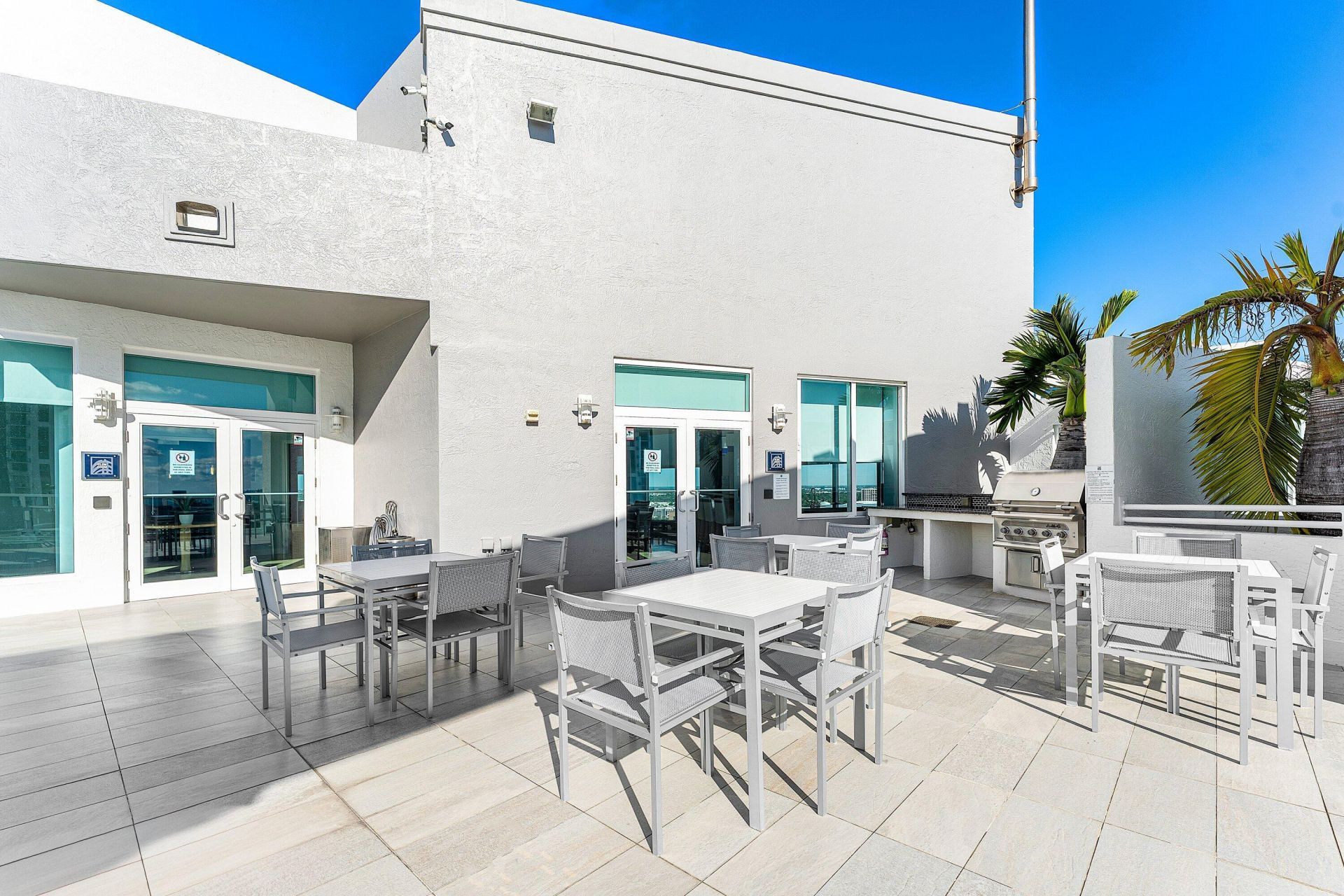 350 SE 2nd Street, Unit 2860, Fort Lauderdale, FL 33301 Photo