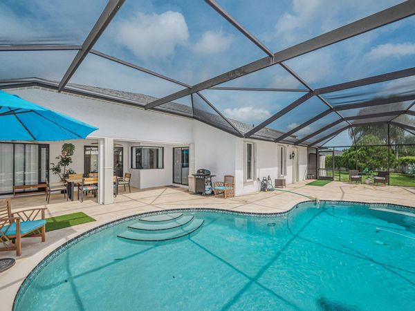 6410 NW Zee Court, Port St. Lucie, FL 34986