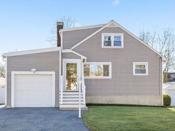 27 Garfield Ave, Saugus, MA 01906