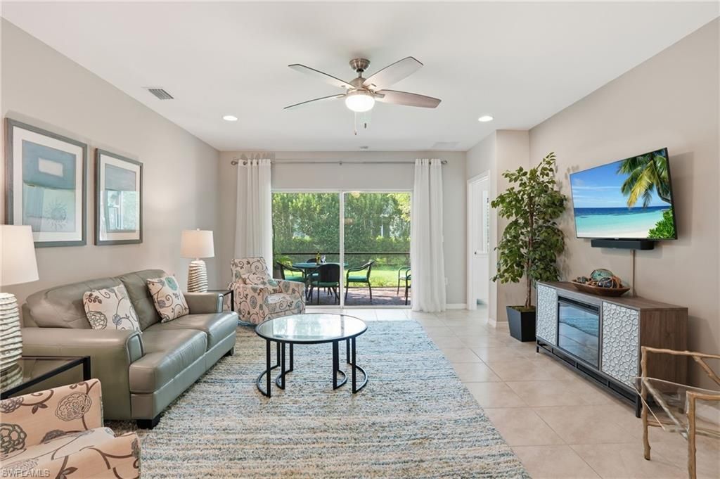 4262 Dutchess Park Rd, Fort Myers, FL 33916 Photo