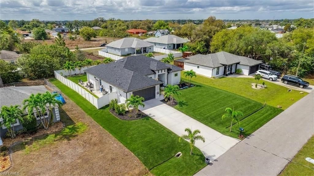 4211 10th St Sw, Lehigh Acres, FL 33976 Photo