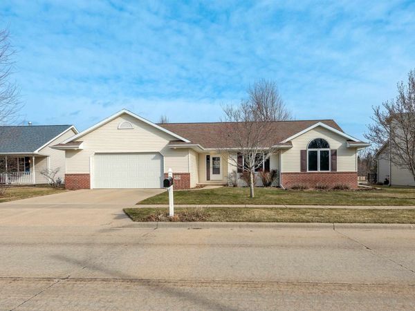 2840 Newport Avenue, Oshkosh, WI 54904