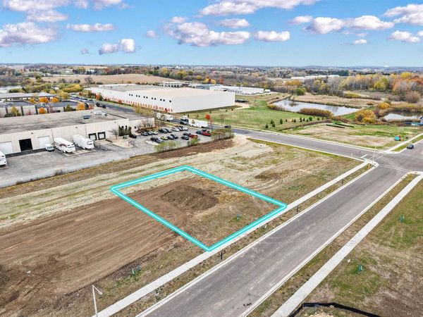 304 Michelle Lane, Cottage Grove, WI 53527