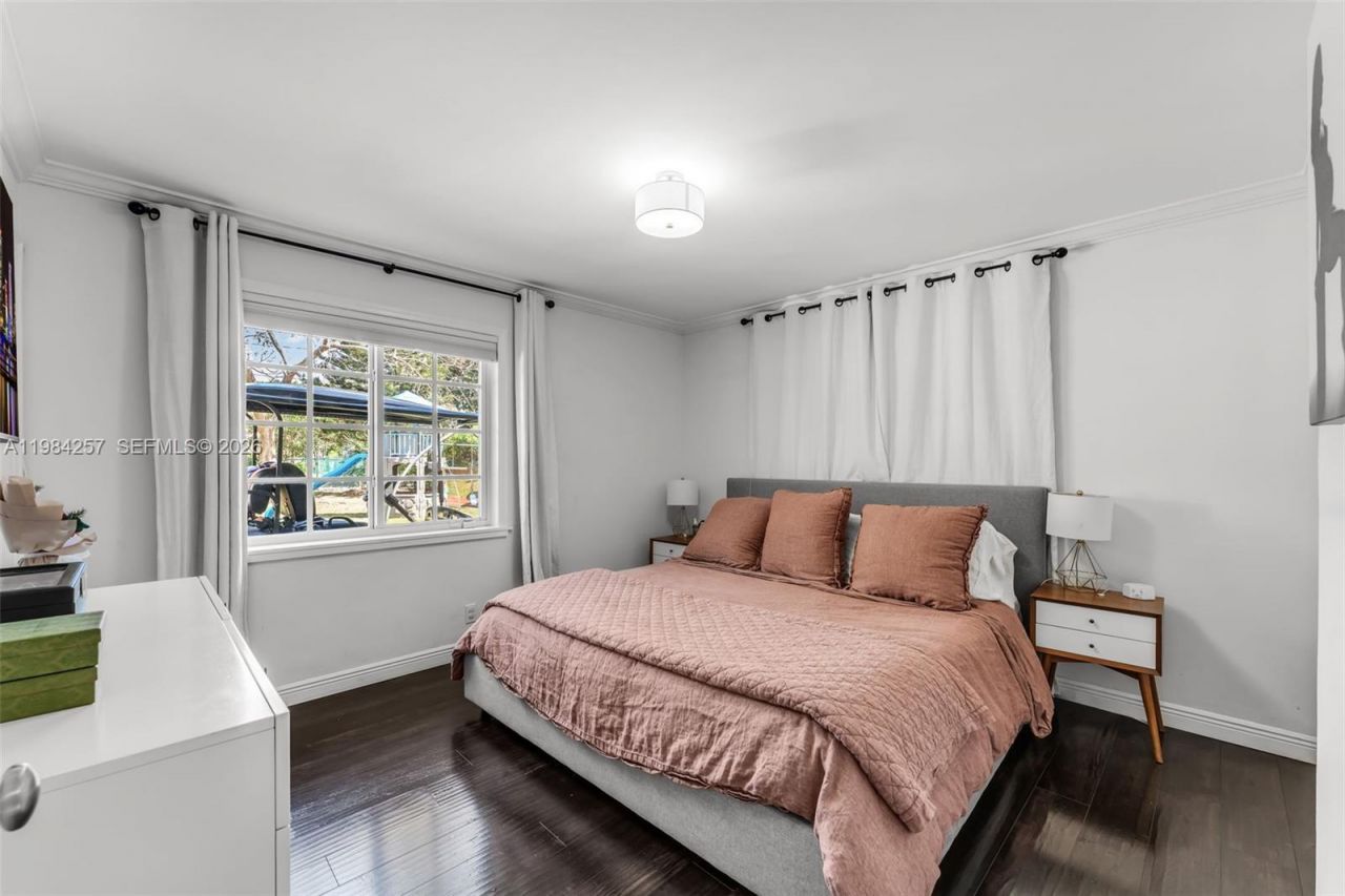 12945 SW 82nd Ave , Pinecrest, FL 33156 Photo