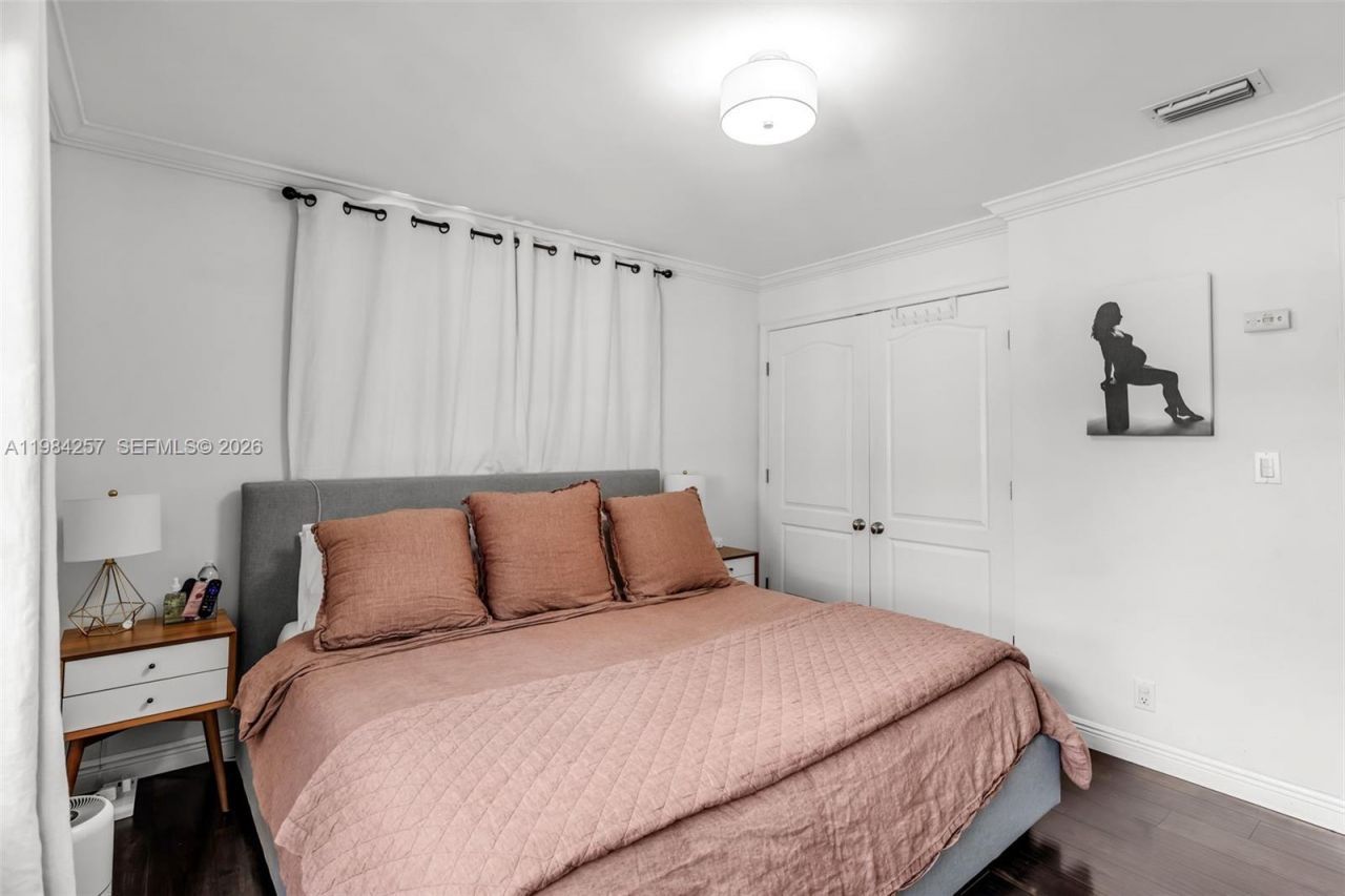 12945 SW 82nd Ave , Pinecrest, FL 33156 Photo