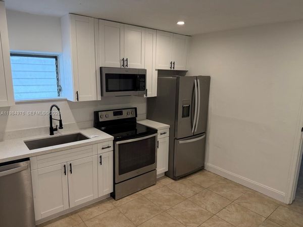 2335 NW 68th St, Unit 1 FRONT, Miami, FL 33147