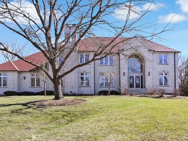 Burr Ridge, IL 60527