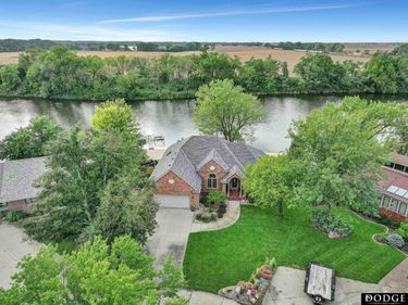 1919 Buena Vista Point, Fremont, NE 68025