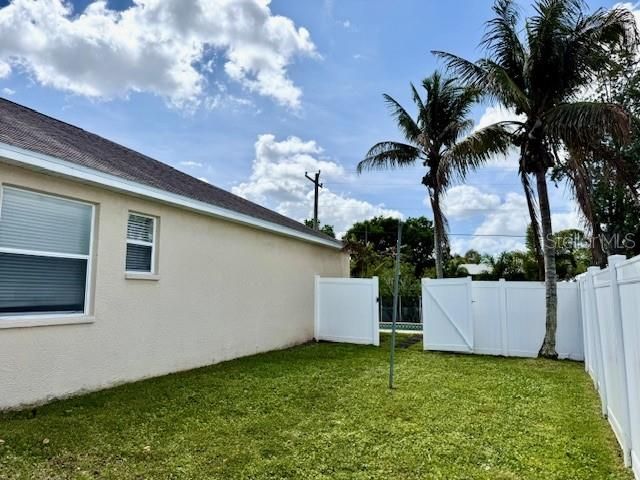 6614 64th, Bradenton, FL 34203 Photo