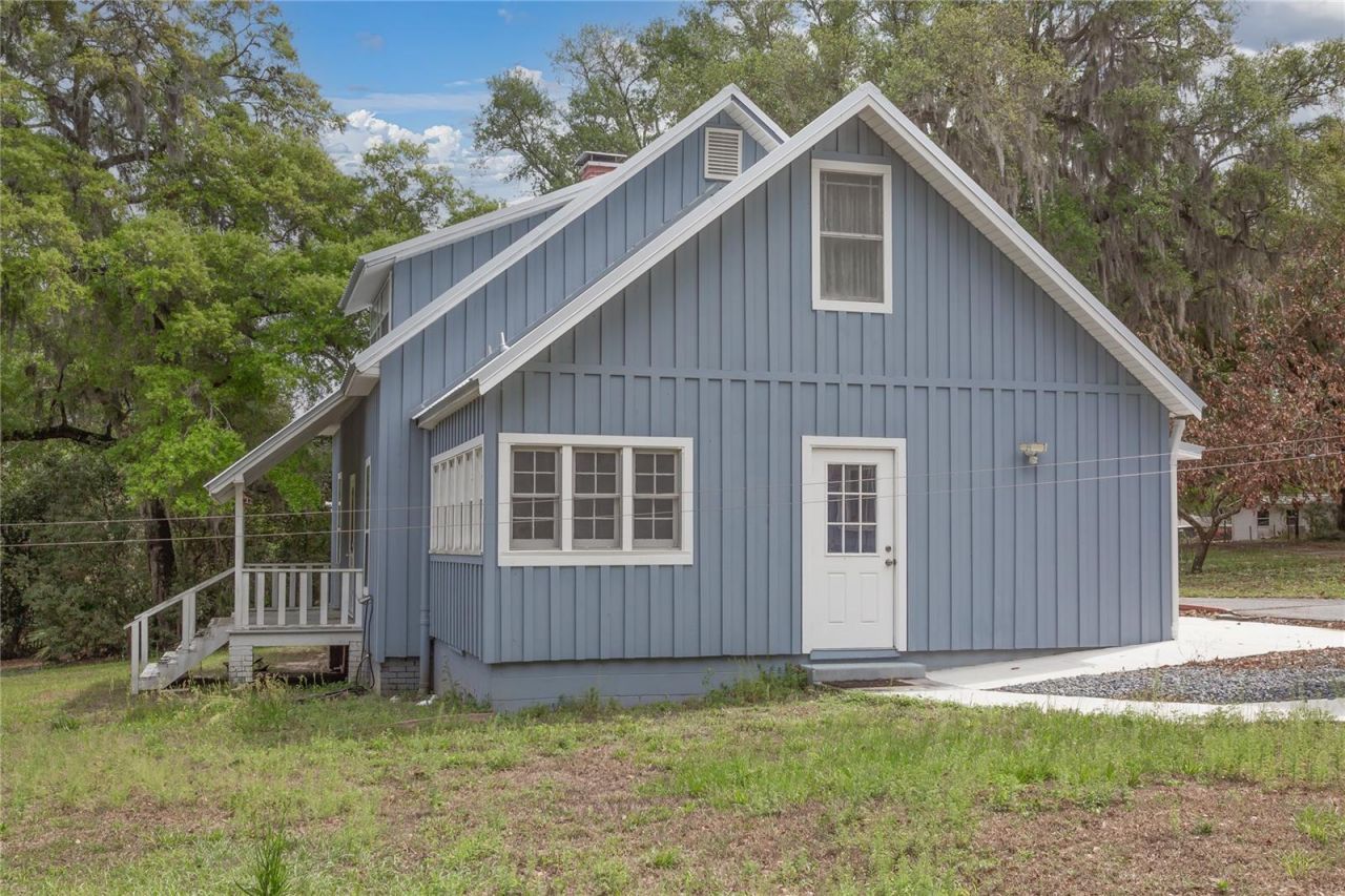 1905 Myrtle Lake Avenue, Fruitland Park, FL 34731 Photo