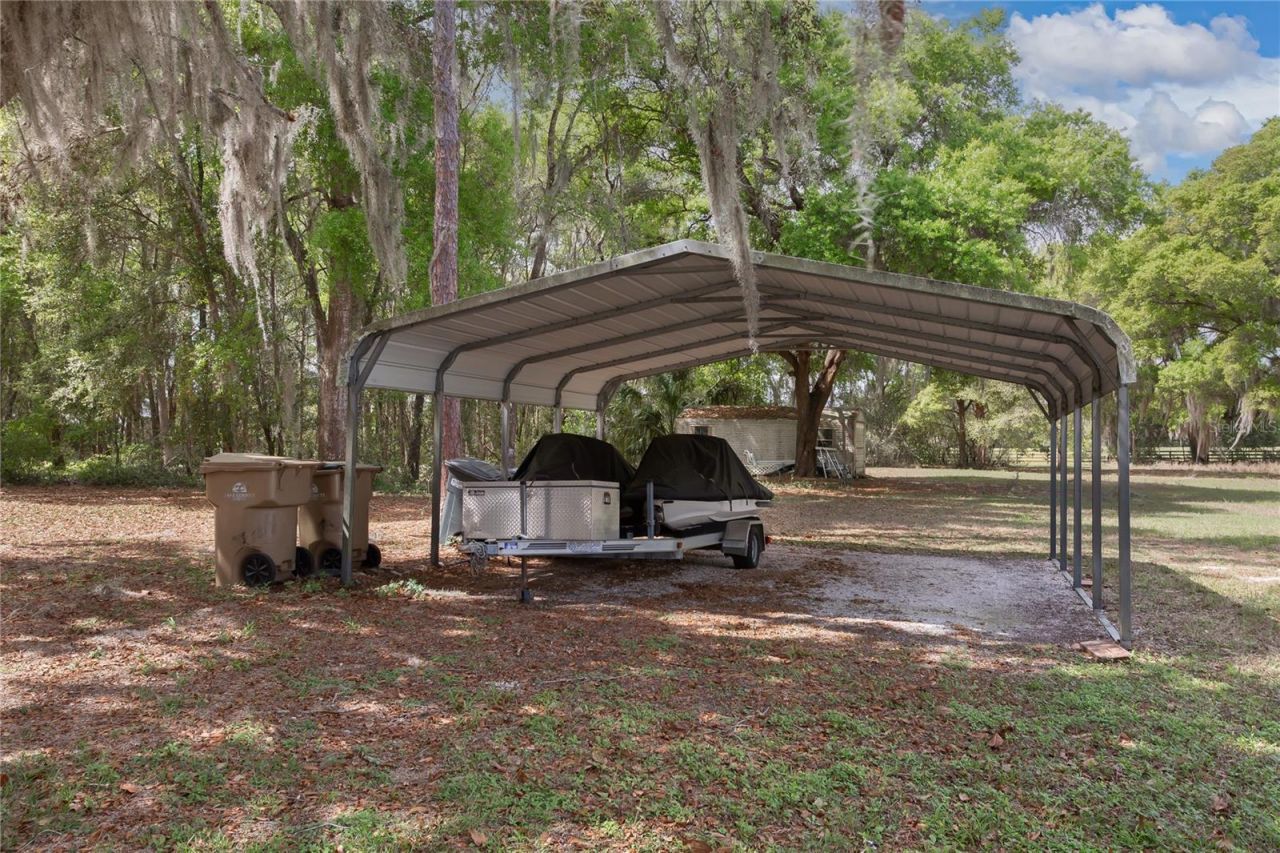 1905 Myrtle Lake Avenue, Fruitland Park, FL 34731 Photo