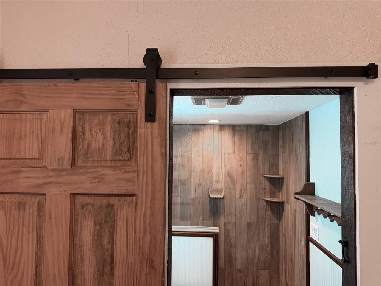 1905 Myrtle Lake Avenue , Fruitland Park, FL 34731 Photo