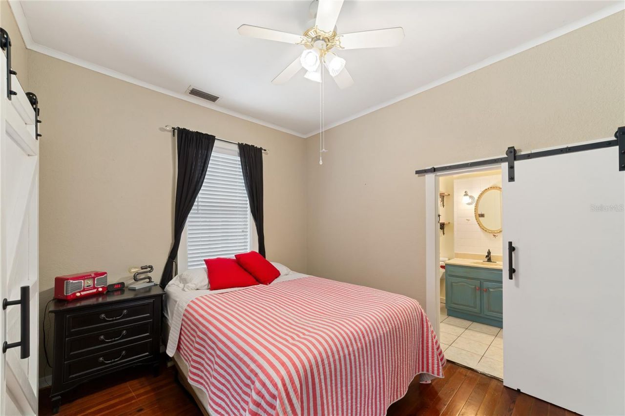 1905 Myrtle Lake Avenue, Fruitland Park, FL 34731 Photo