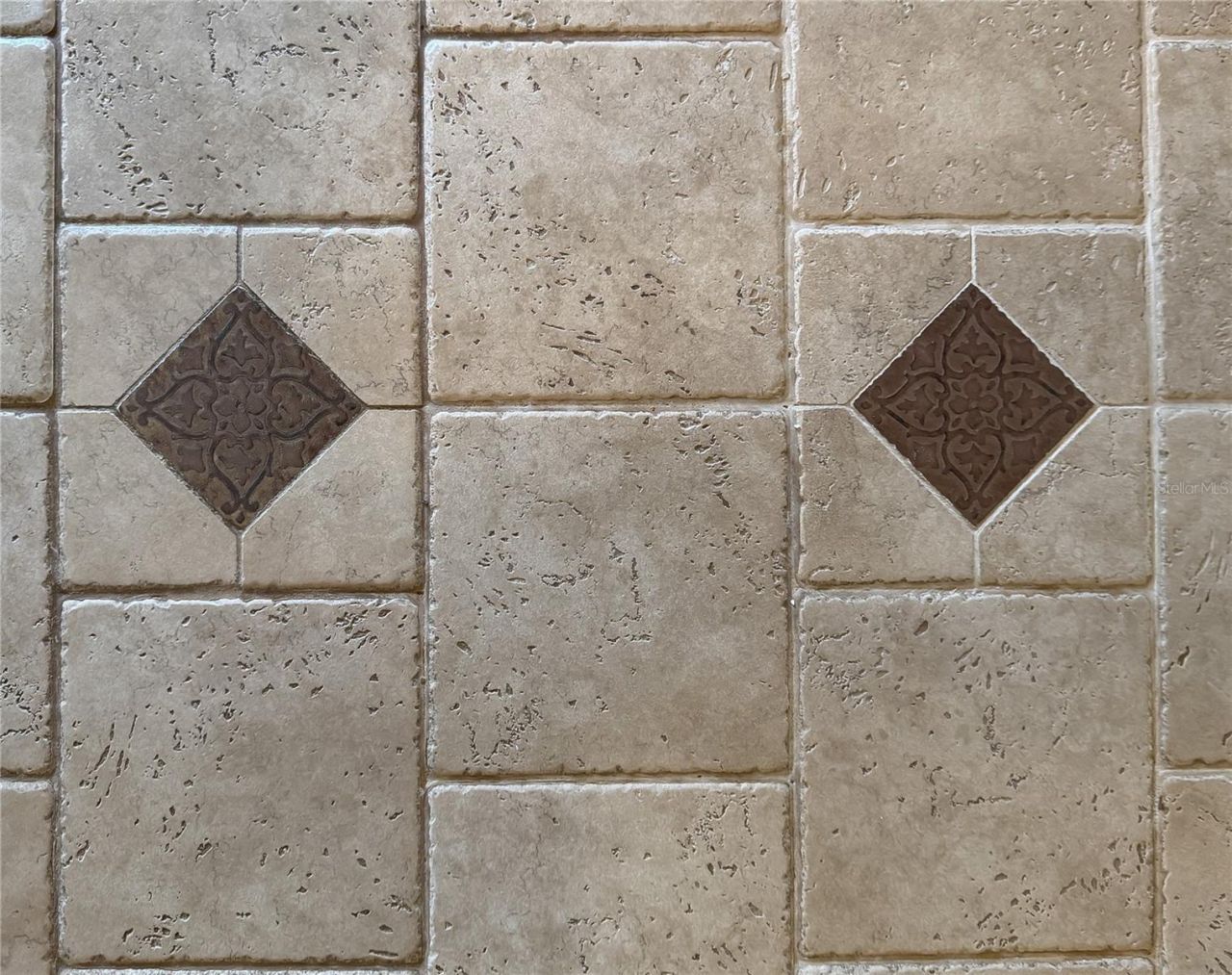 1905 Myrtle Lake Avenue , Fruitland Park, FL 34731 Photo