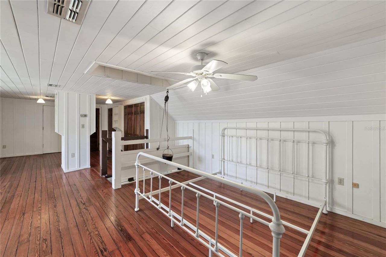 1905 Myrtle Lake Avenue, Fruitland Park, FL 34731 Photo