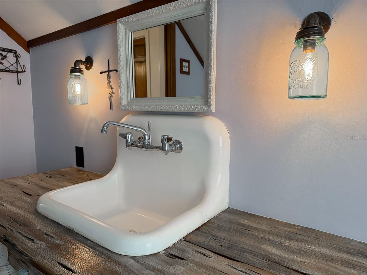 1905 Myrtle Lake Avenue , Fruitland Park, FL 34731 Photo