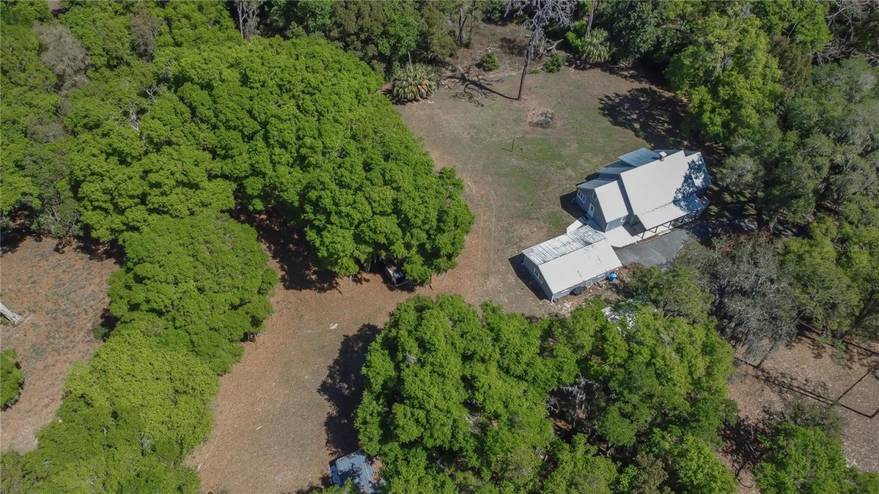 1905 Myrtle Lake Avenue, Fruitland Park, FL 34731 Photo