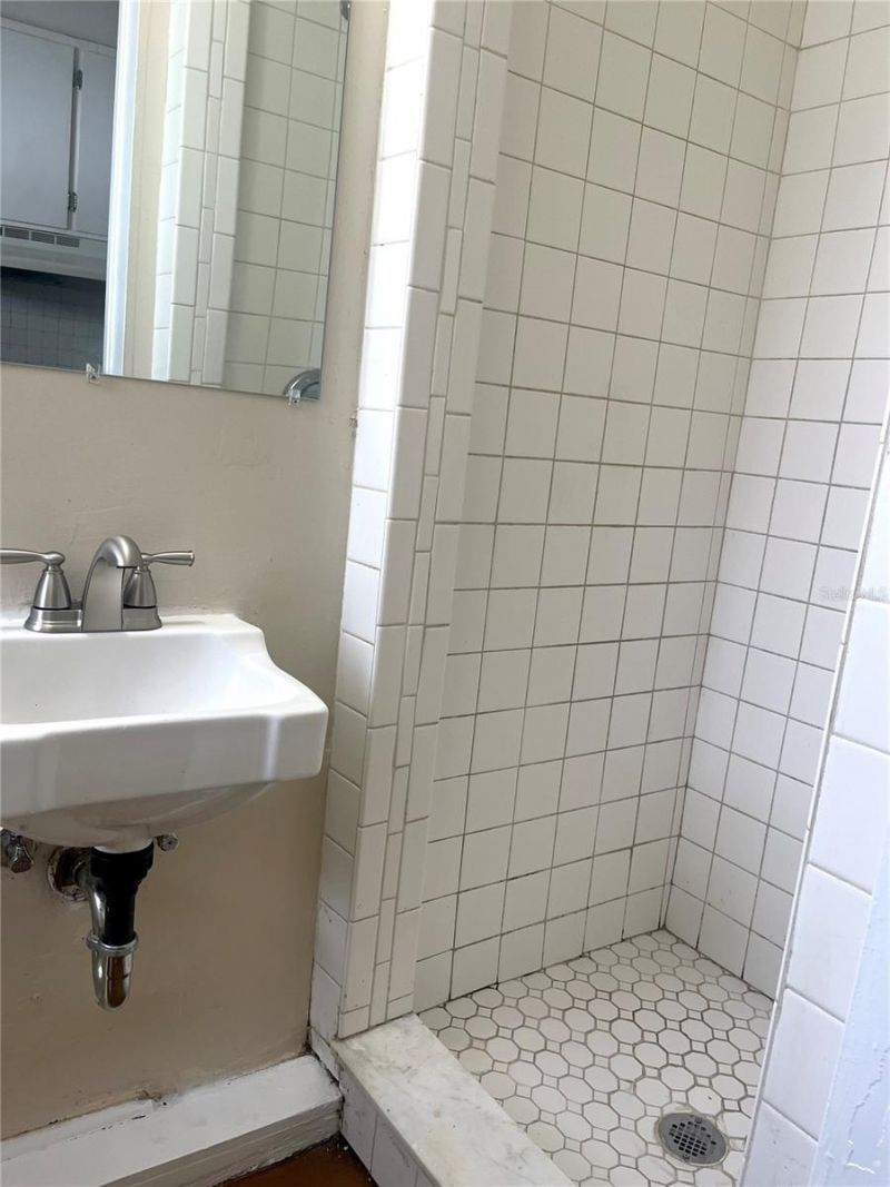 2730 Dartmouth Avenue N, Saint Petersburg, FL 33713 Photo