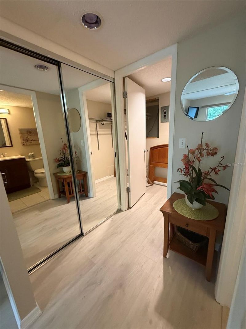 3176 Lake Bayshore Drive, Unit 319, Bradenton, FL 34205 Photo