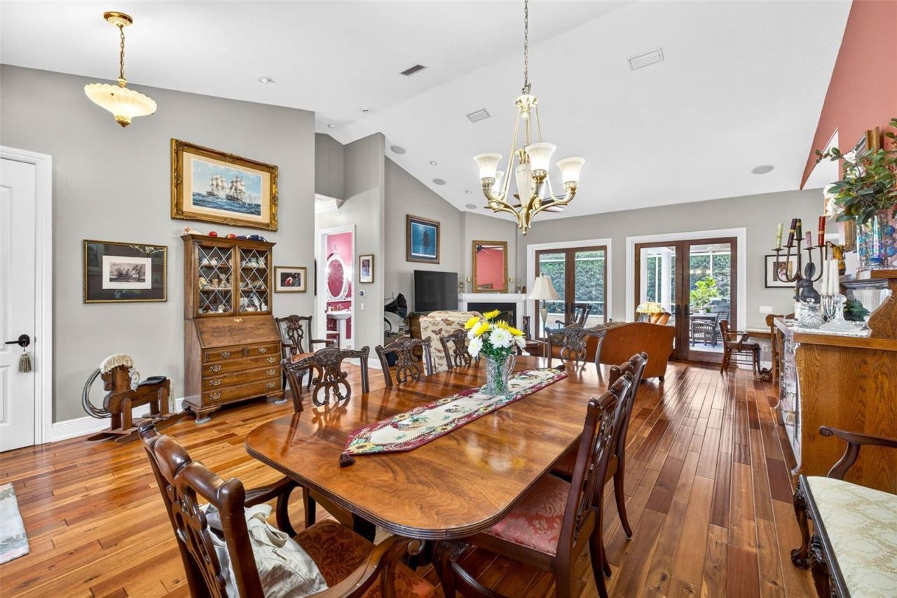 12010 Hardaman Place, Tampa, FL 33618 Photo