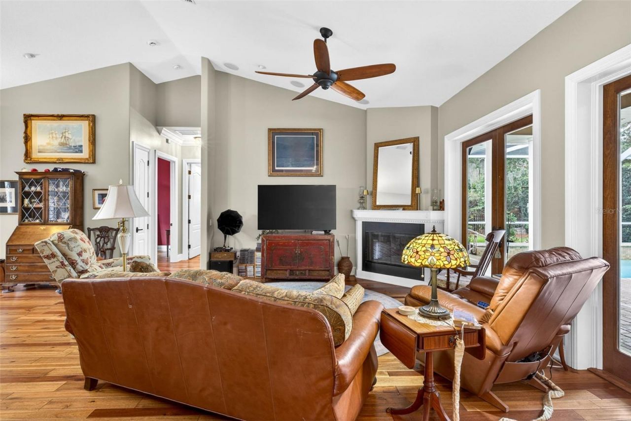 12010 Hardaman Place, Tampa, FL 33618 Photo