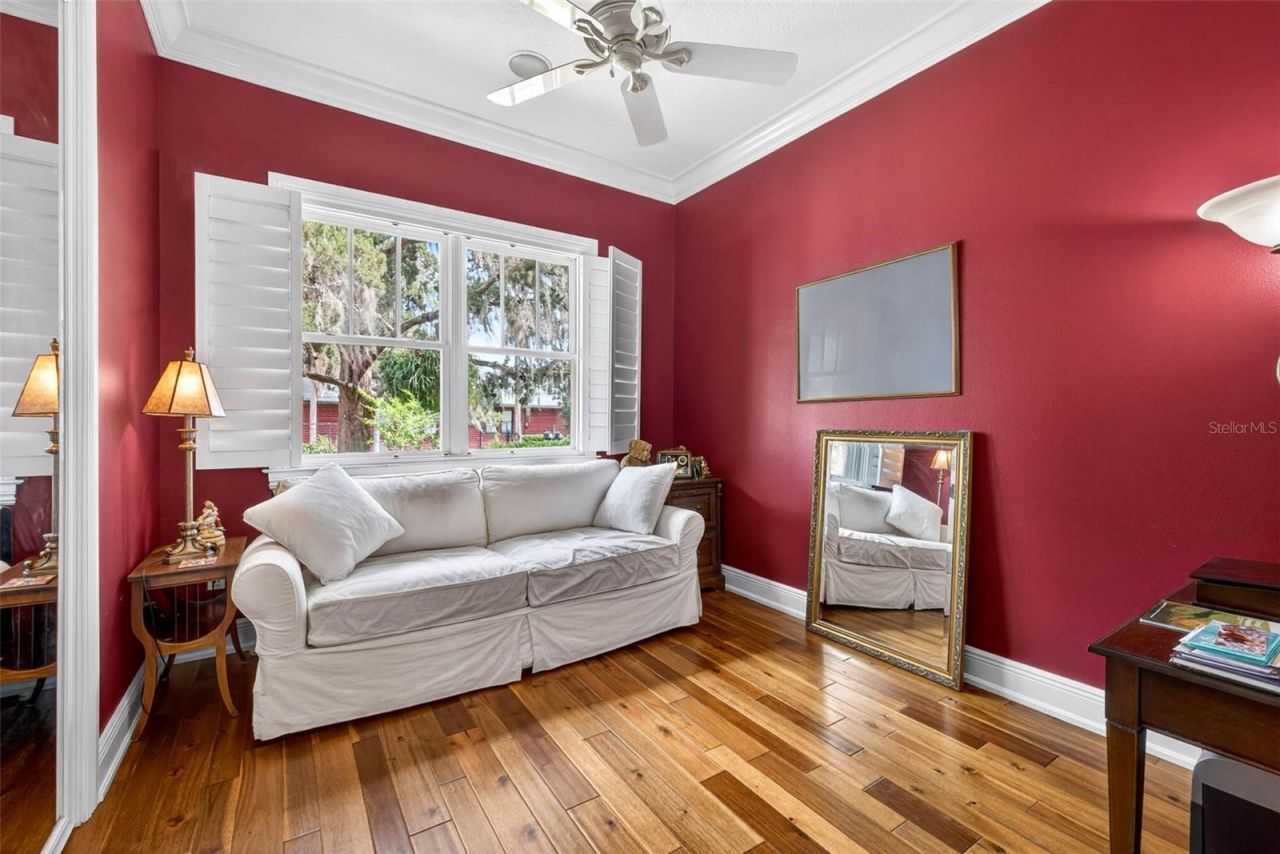 12010 Hardaman Place, Tampa, FL 33618 Photo