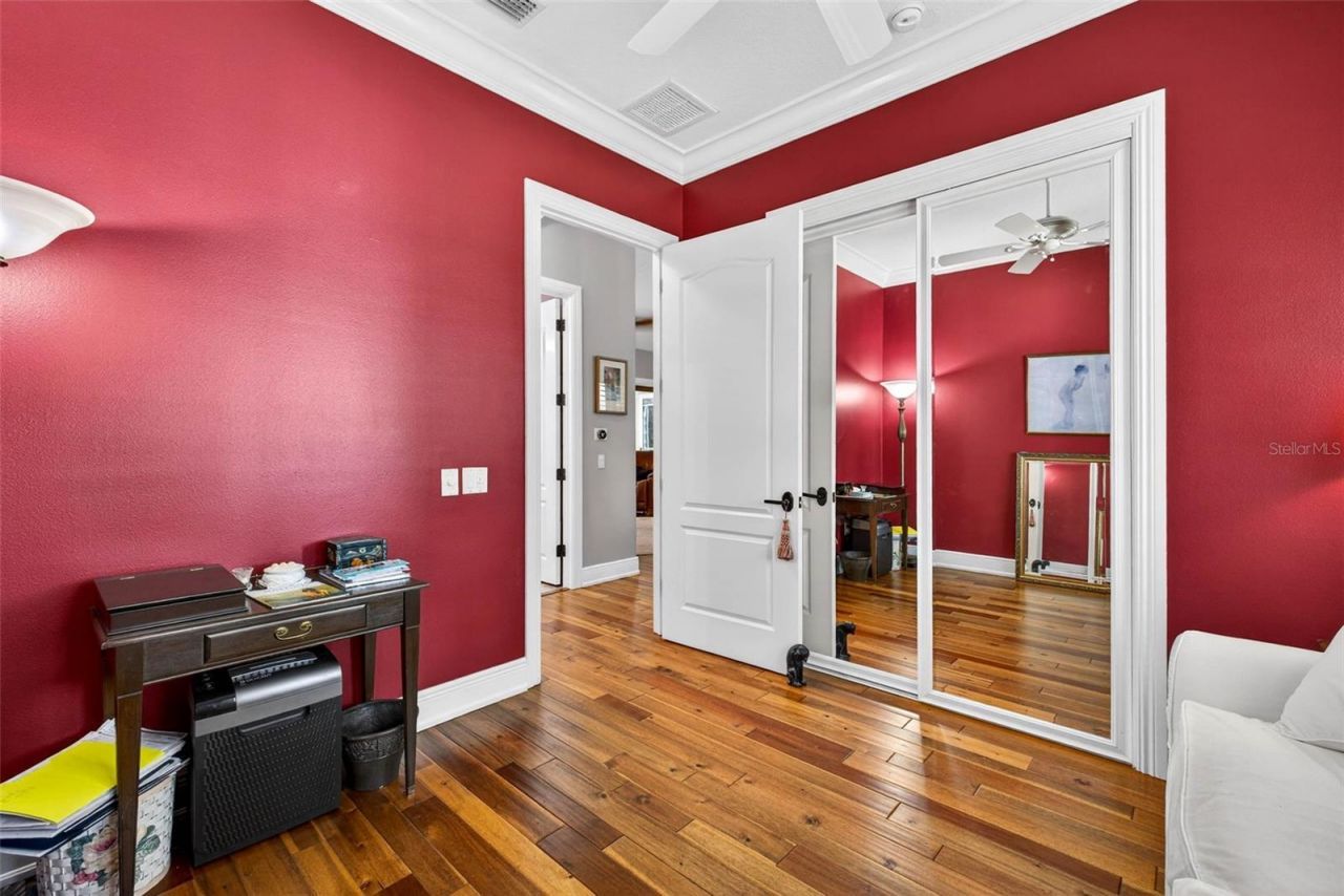 12010 Hardaman Place, Tampa, FL 33618 Photo