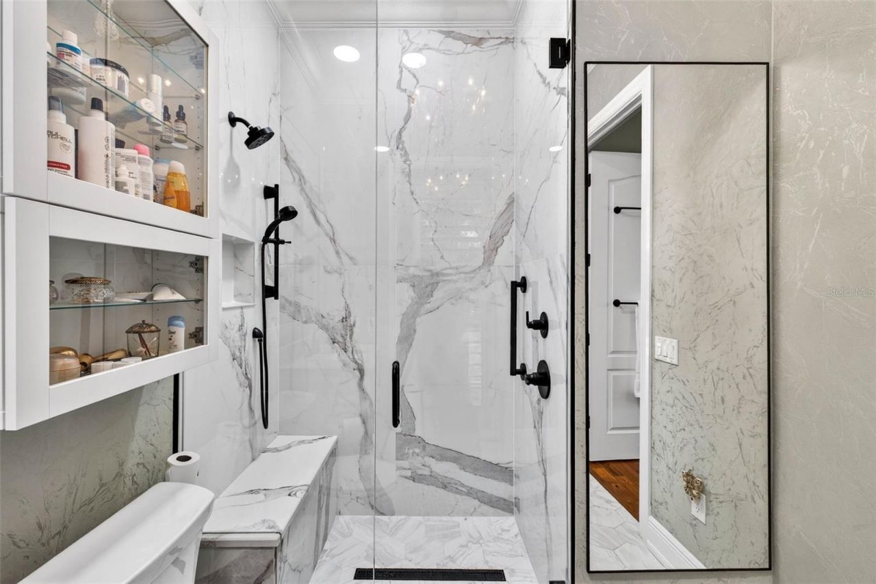 12010 Hardaman Place, Tampa, FL 33618 Photo