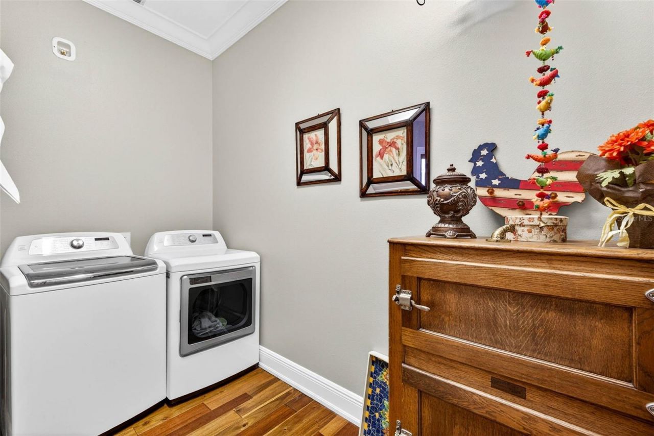 12010 Hardaman Place, Tampa, FL 33618 Photo