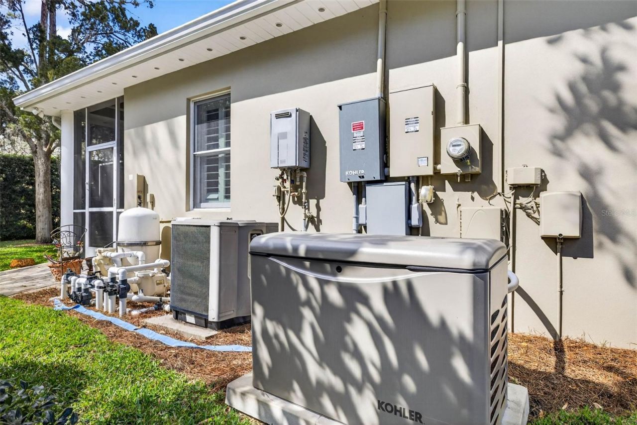 12010 Hardaman Place, Tampa, FL 33618 Photo