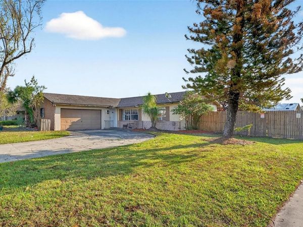 467 CONSTITUTION DRIVE, ORLANDO, FL 32809